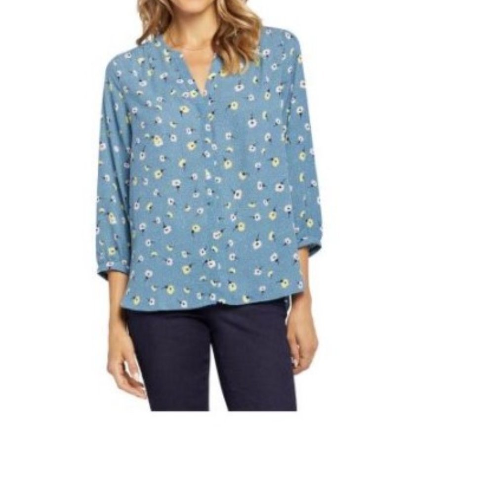Joie Three Quarter Sleeve  pintucked back blouse sz s